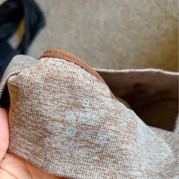 Nvgtn Seamless Sports Bra - Picture 3 of 3